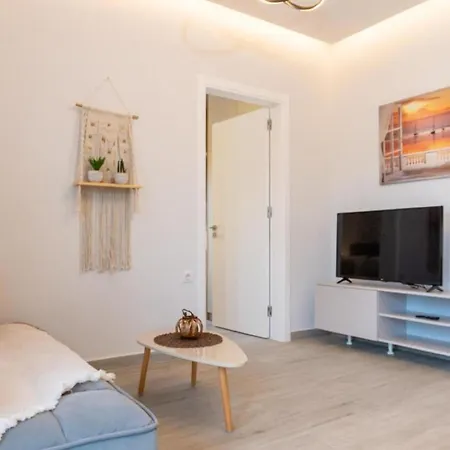 Apartment Charavgi 1