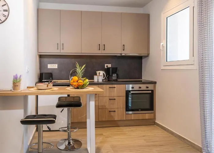 Charavgi 1 * Kremasti (Rhodes)