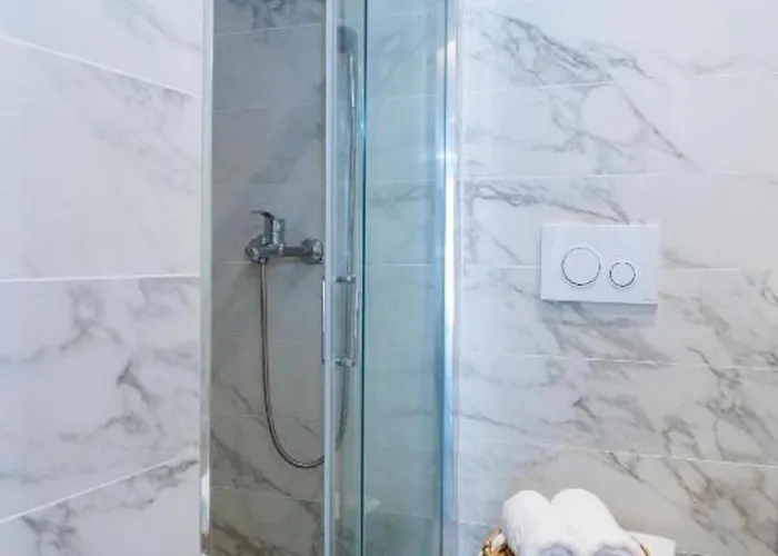 アパート Charavgi 1