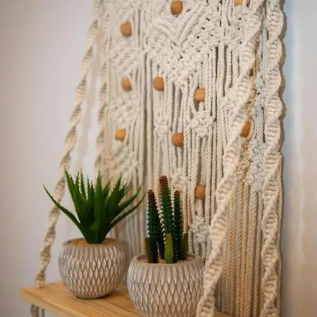 Appartement Charavgi 1 *