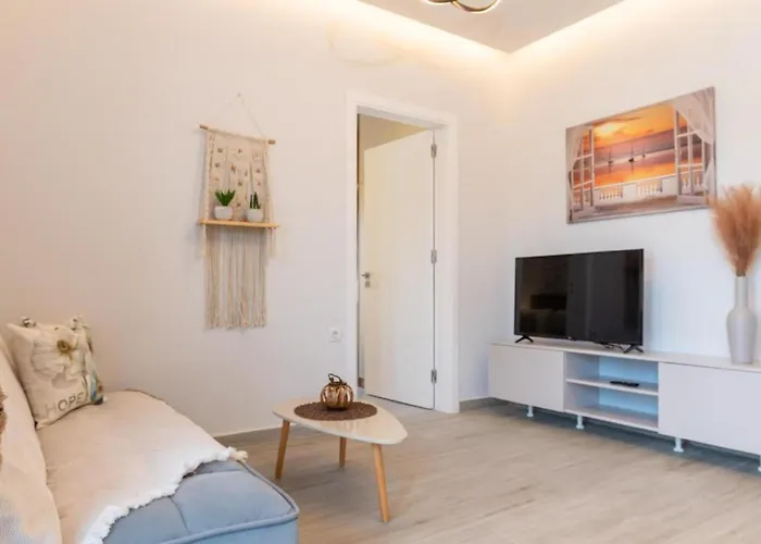 Apartment Charavgi 1